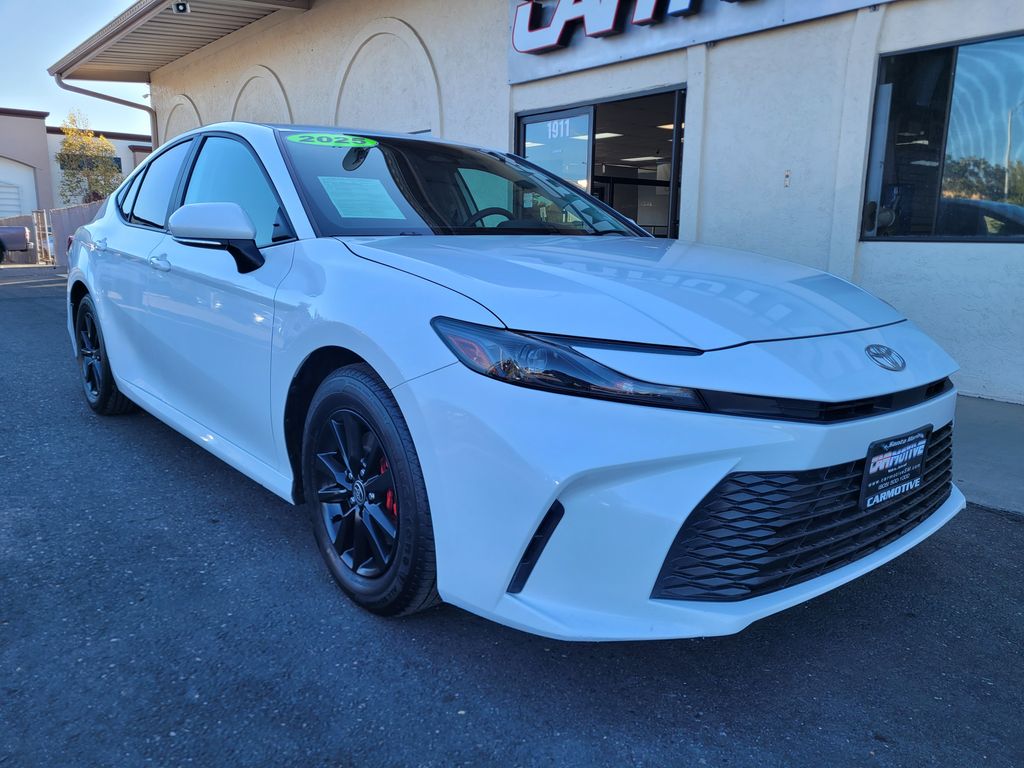 Ice Cap, 2025 TOYOTA CAMRY Image 