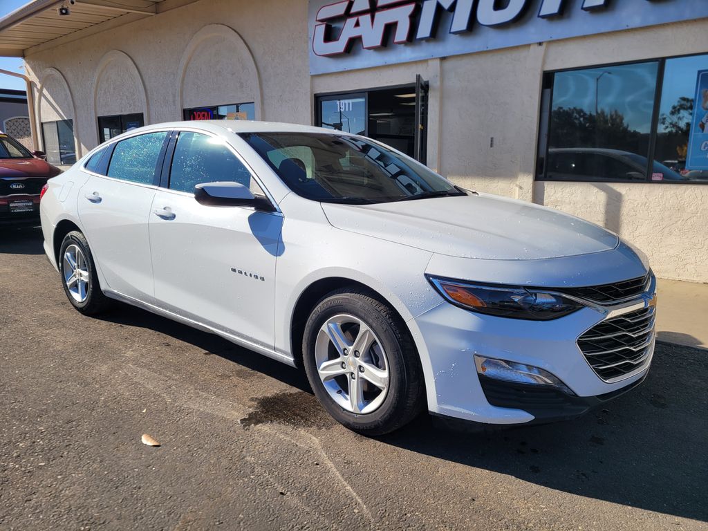 Summit White, 2024 CHEVROLET MALIBU Image 