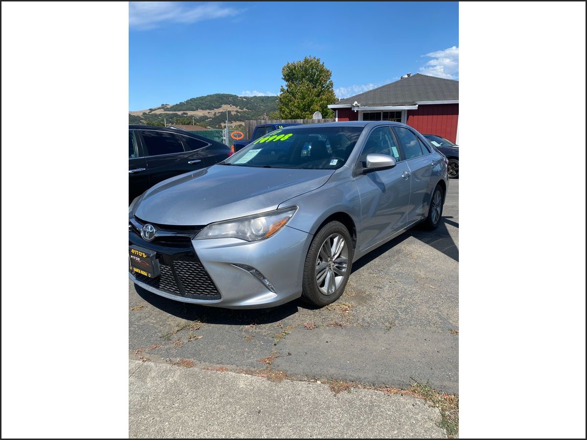 SILVER, 2014 TOYOTA CAMRY Image 