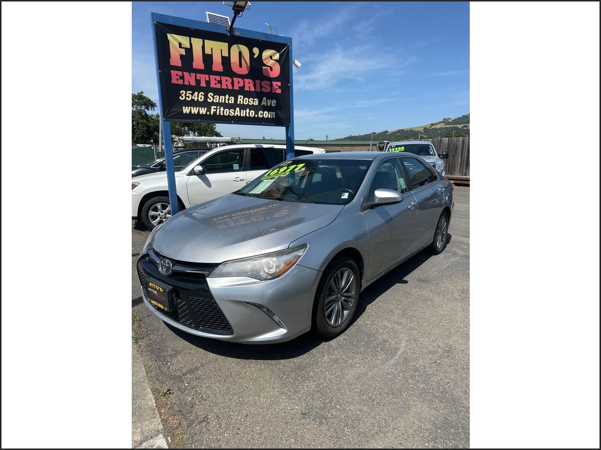 2017 TOYOTA CAMRY Thumnail Image 1