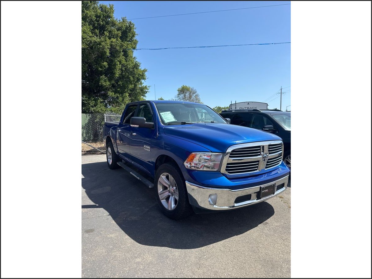 BLUE, 2014 RAM 1500 CREW CAB Image 