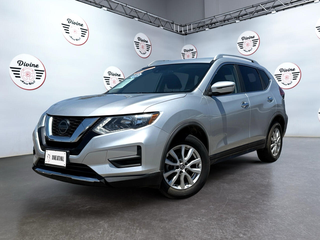 SILVER, 2020 NISSAN ROGUE Image 