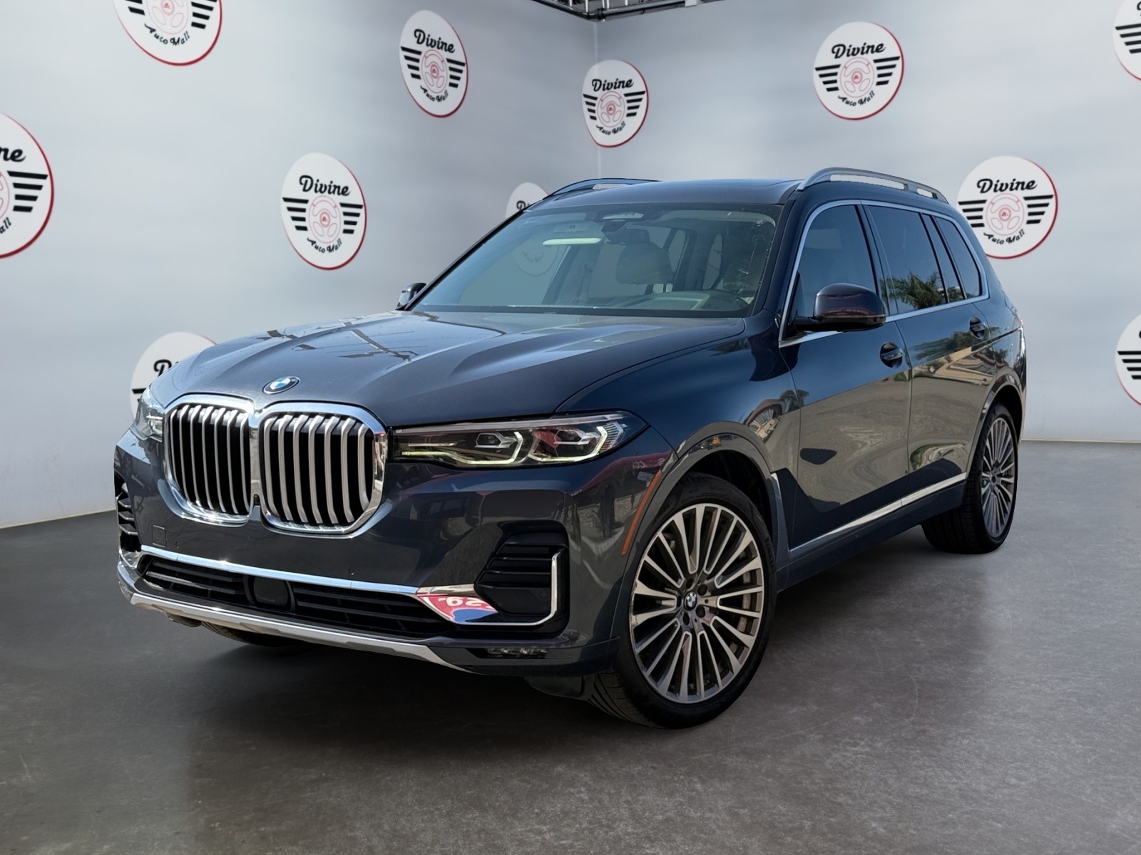 GREY, 2020 BMW X7 Image