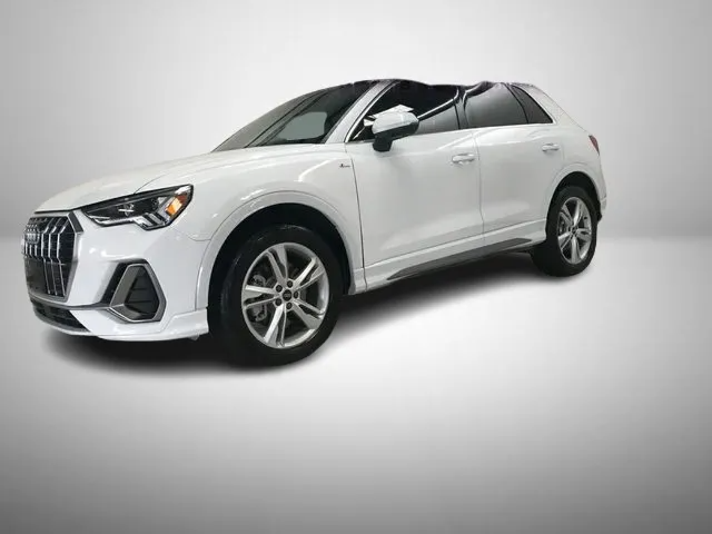 WHITE, 2024 AUDI Q3/PREMIUM PLUS/SUN ROOF/19" WHEELS Image 