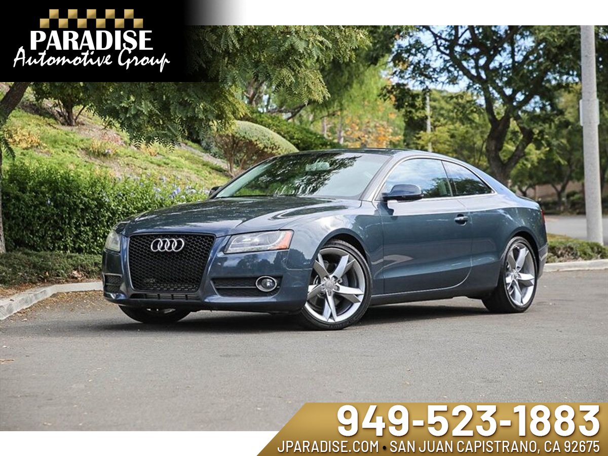 GRAY, 2011 AUDI A5 Image 