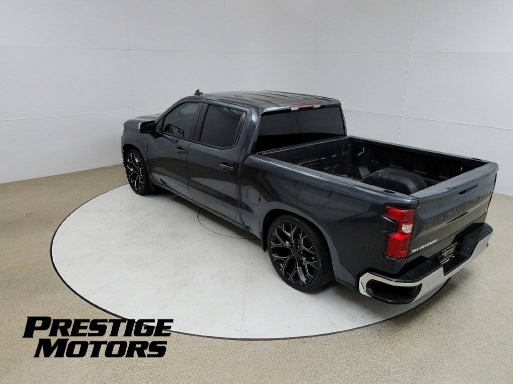 2020 Chevrolet Silverado 1500 LT - Photo 17