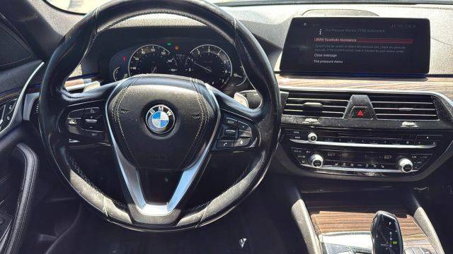 2018 BMW 5 Series 530i - Photo 10
