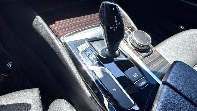 2018 BMW 5 Series 530i - Photo 18