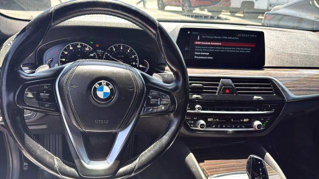 2018 BMW 5 Series 530i - Photo 17