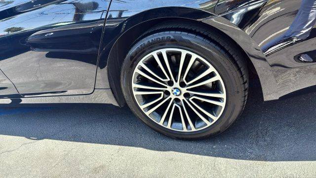 2018 BMW 5 Series 530i - Photo 21