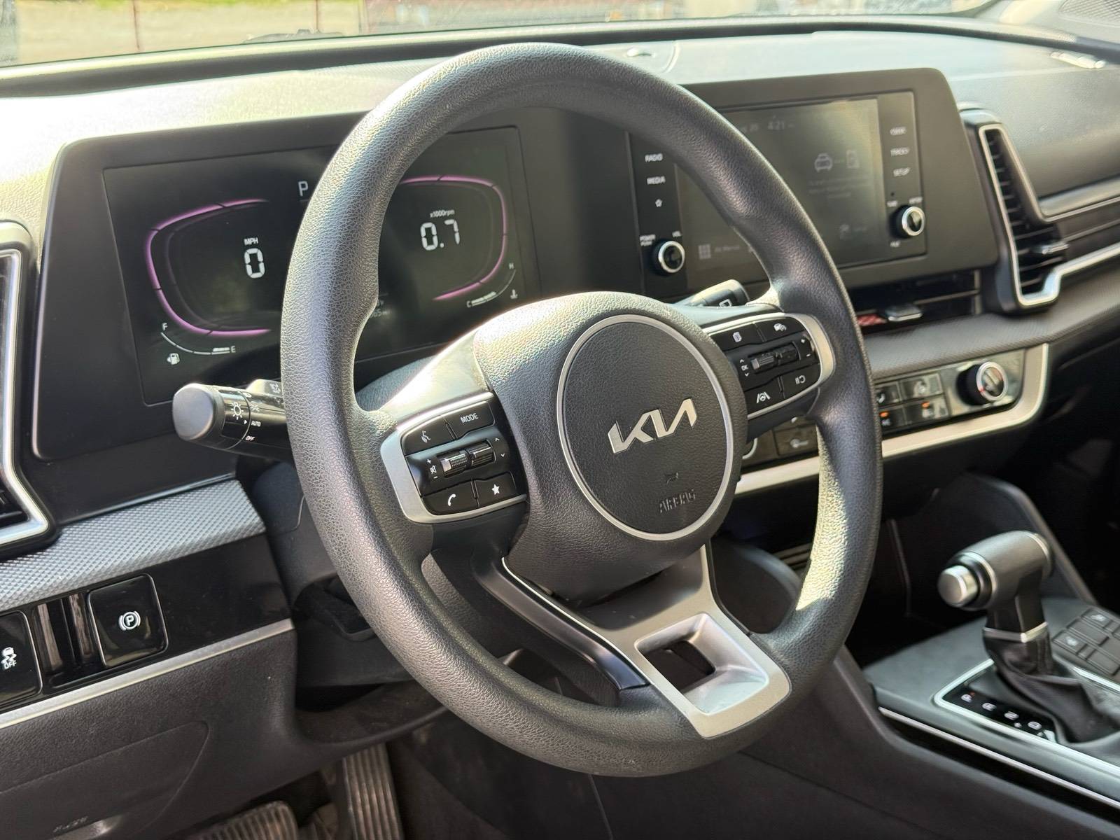 2024 Kia Sportage LX - Photo 7