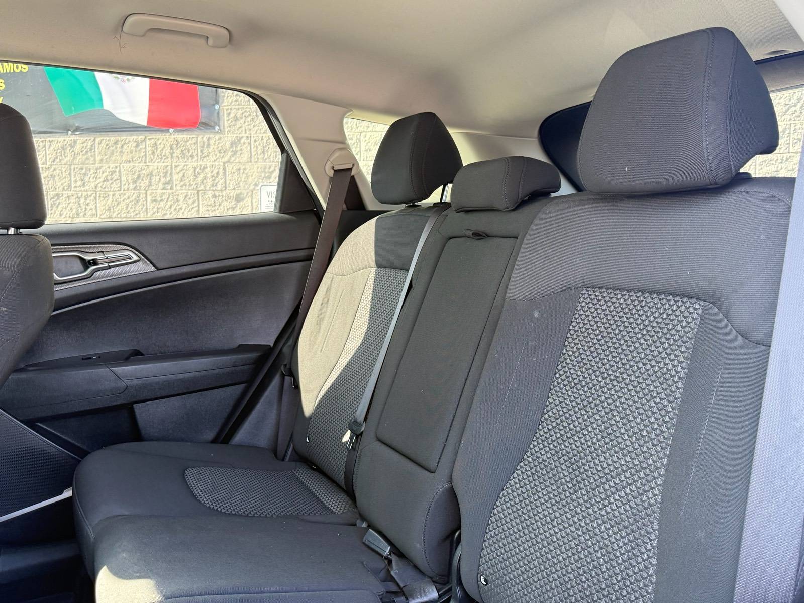 2024 Kia Sportage LX - Photo 16