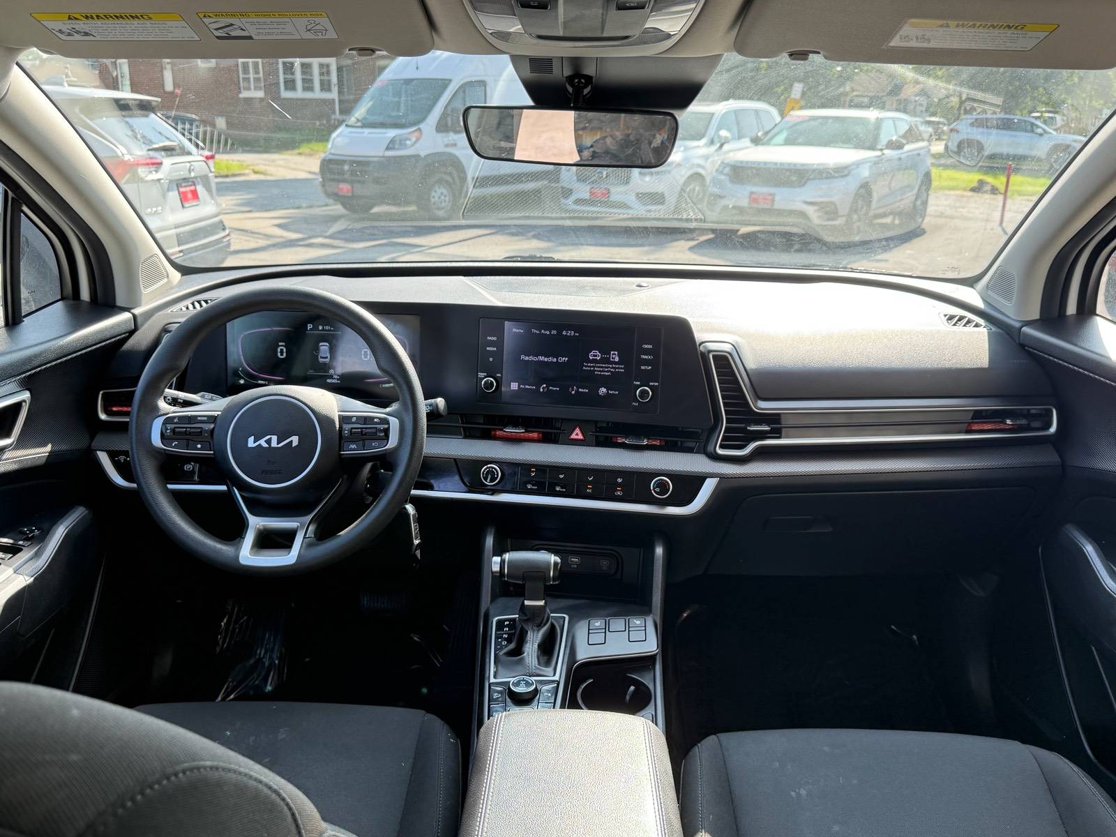 2024 Kia Sportage LX - Photo 20