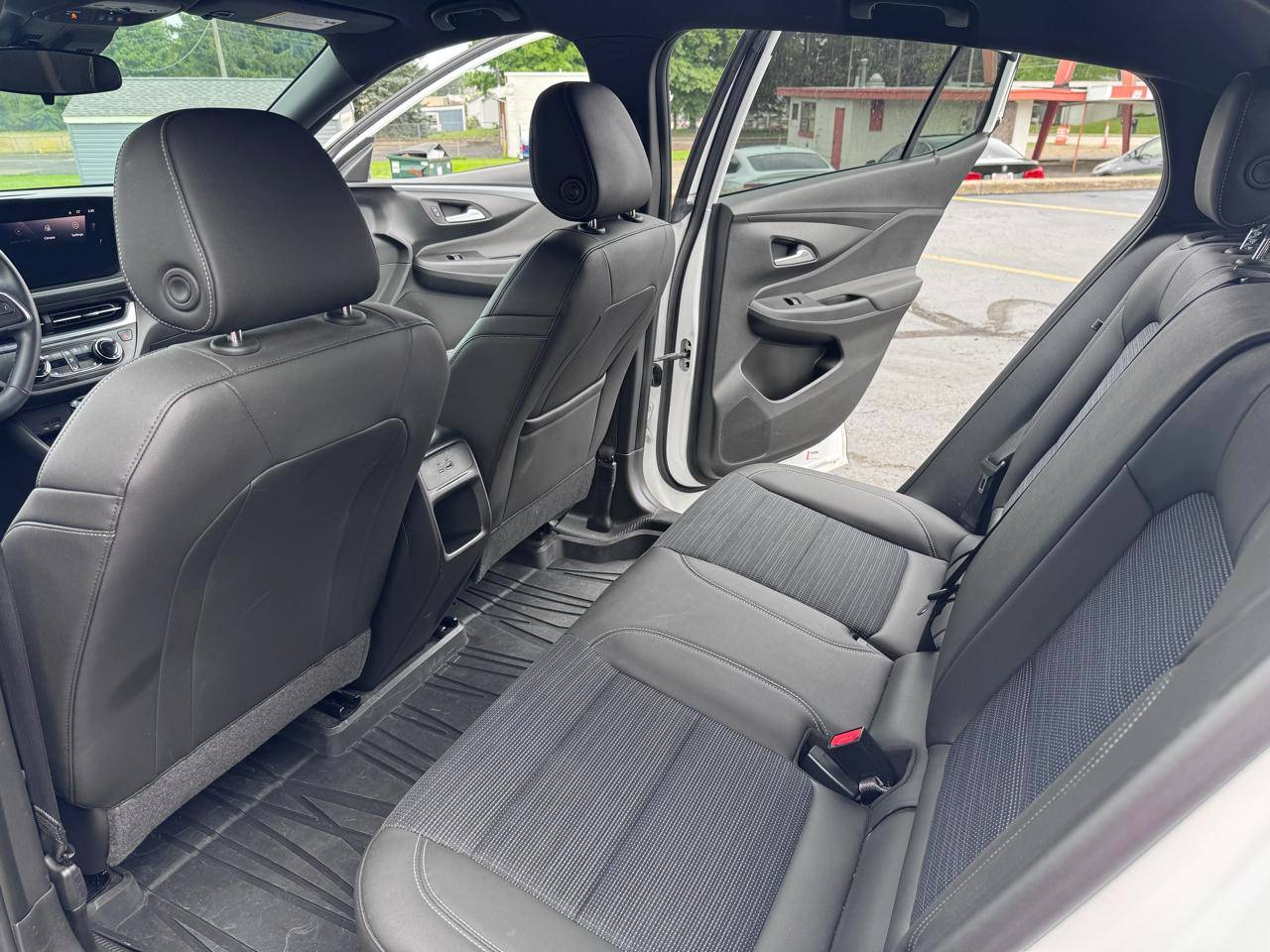 2024 Buick Envista Preferred - Photo 17