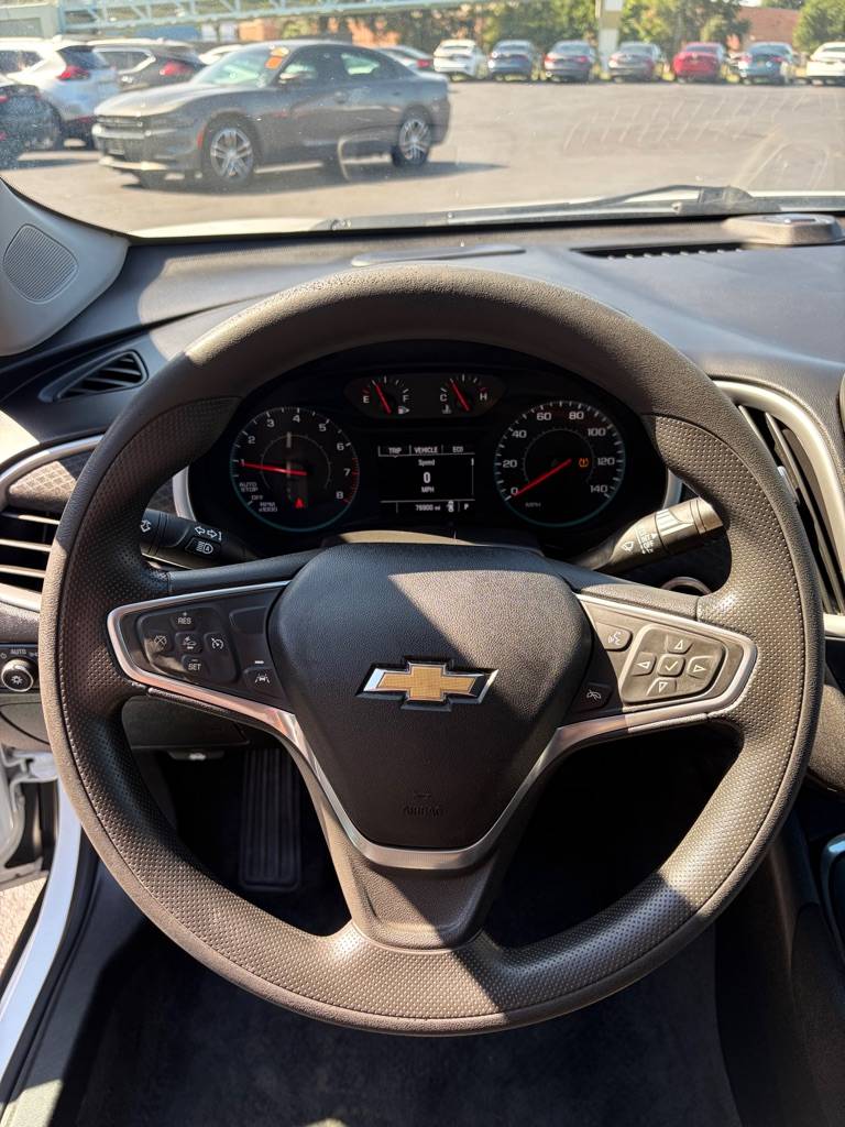 2023 Chevrolet Malibu 1LT - Photo 10