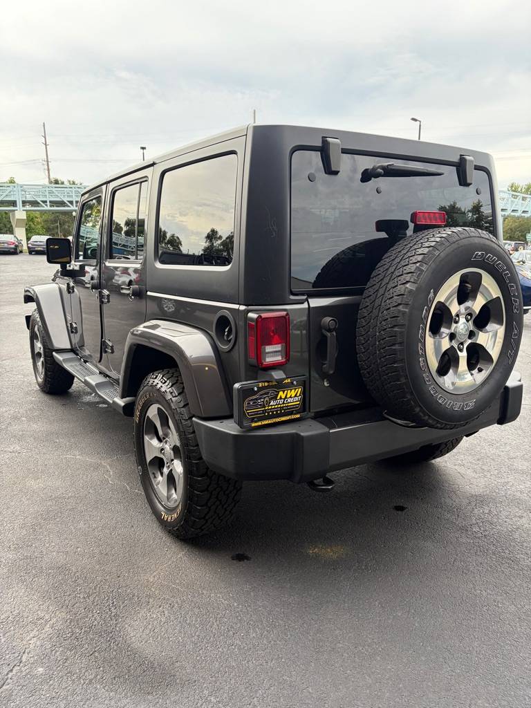 2017 Jeep Wrangler Unlimited Sahara - Photo 6
