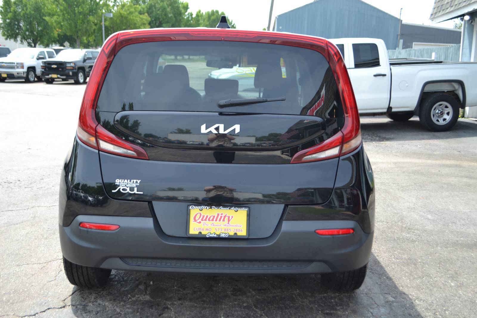 2022 Kia Soul LX - Photo 9