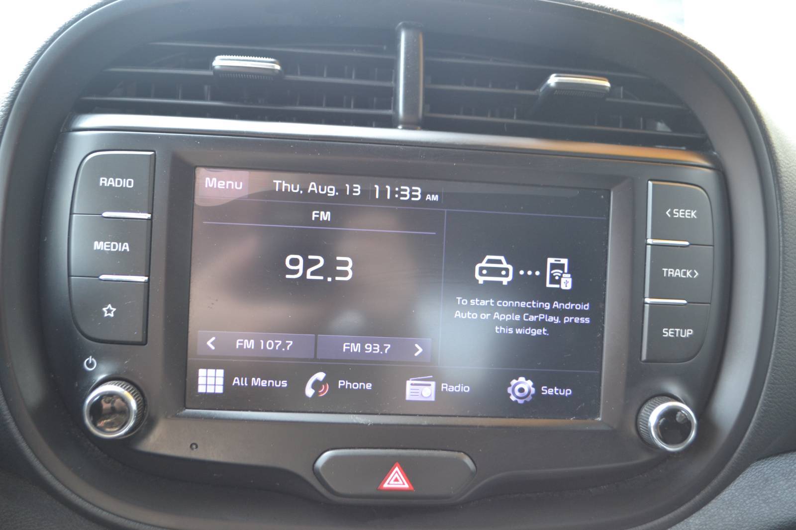 2022 Kia Soul LX - Photo 22