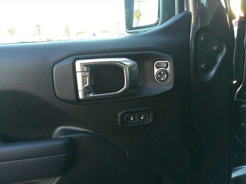 2025 Jeep Wrangler 4xe Willys 4XE - Photo 29