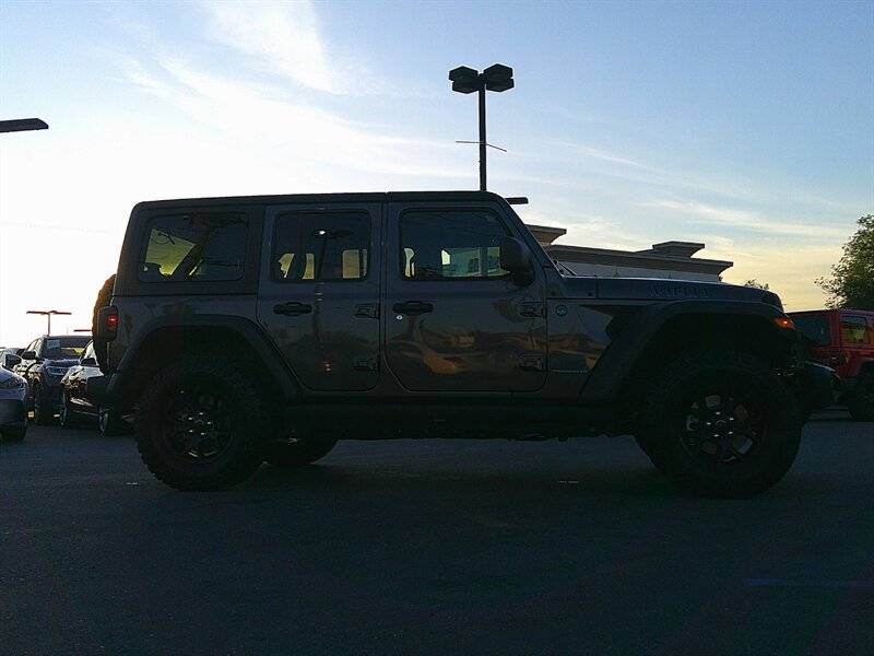 2025 Jeep Wrangler 4xe Willys 4XE - Photo 9
