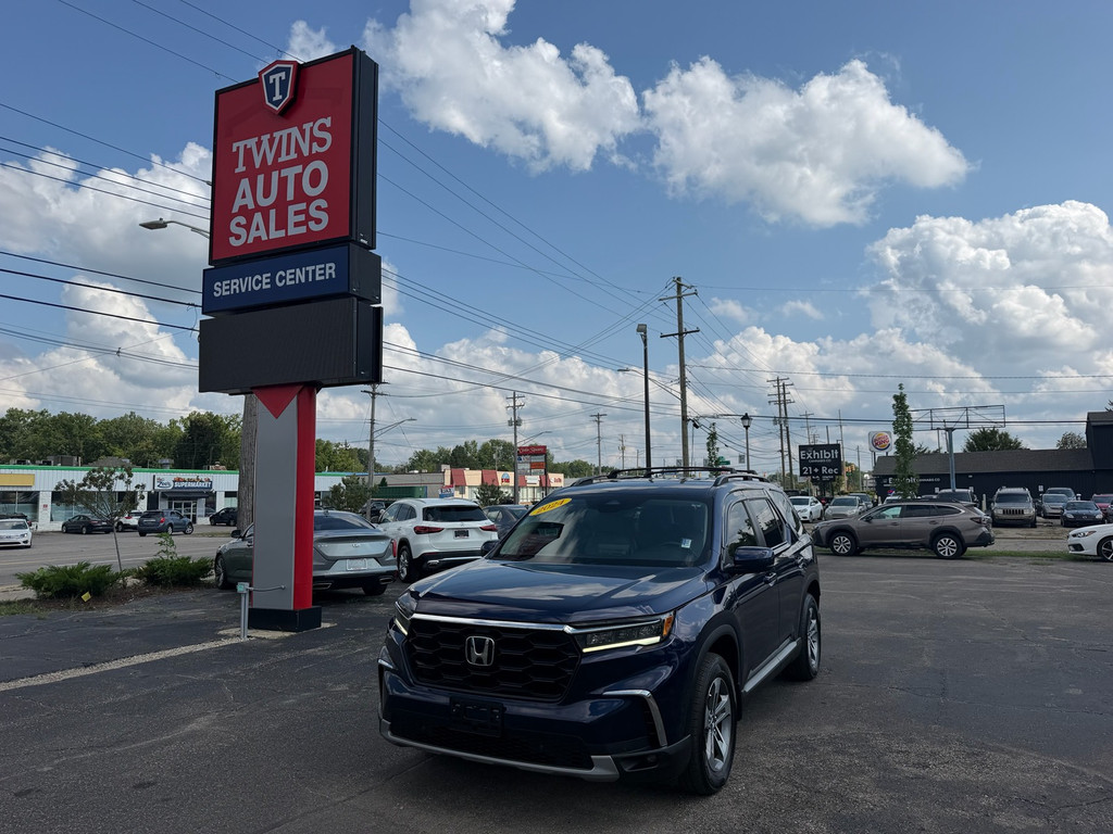 2024 HONDA PILOT for sale in LANSING