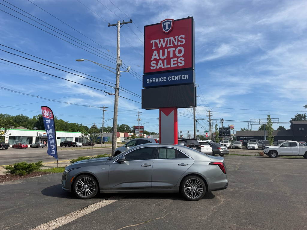 2023 CADILLAC CT4 for sale in LANSING