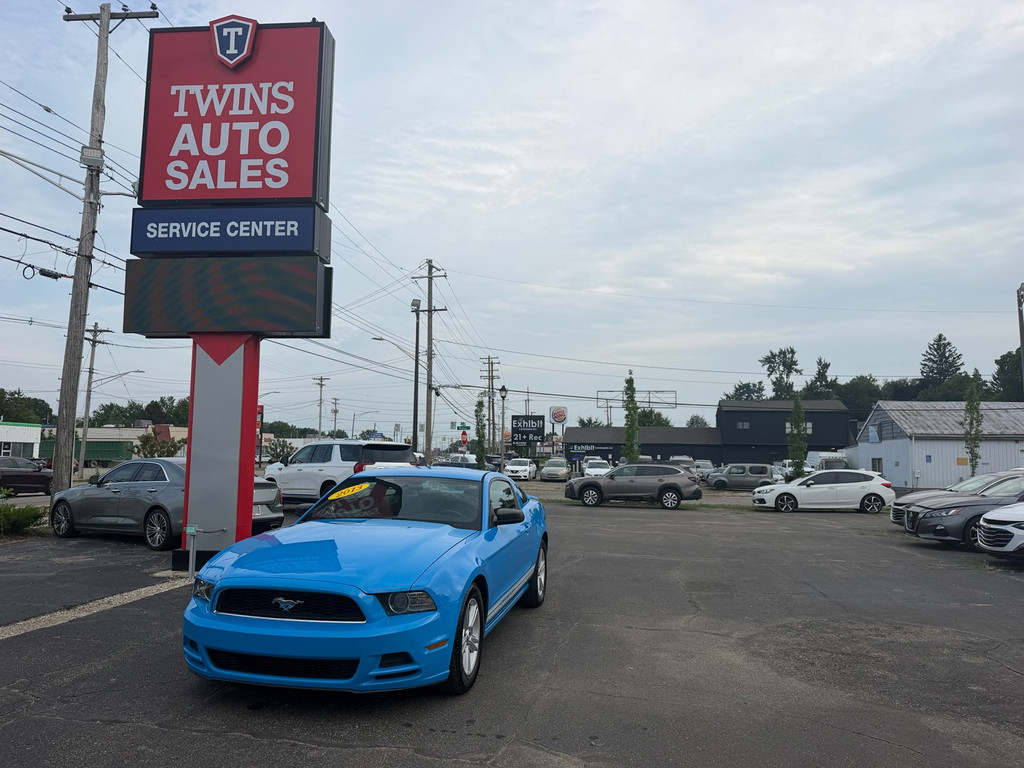 2013 FORD MUSTANG for sale in LANSING