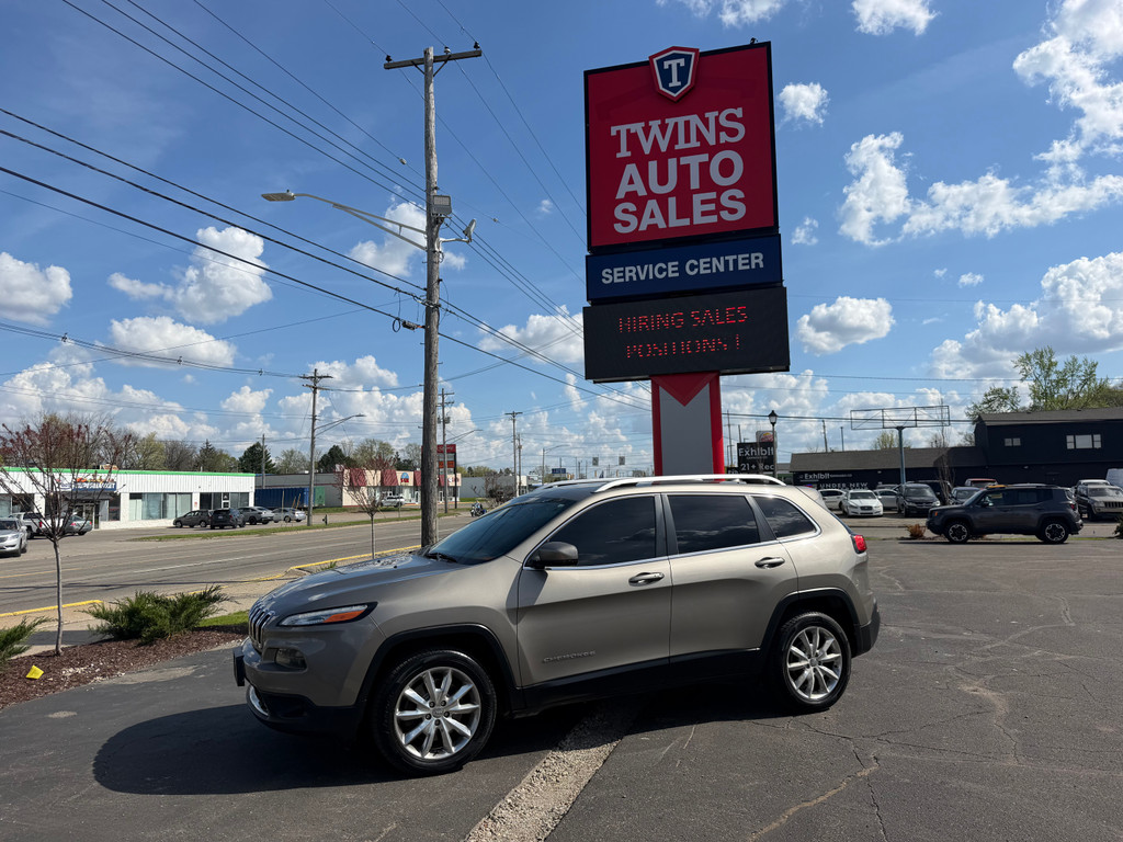 2017 JEEP CHEROKEE for sale in LANSING