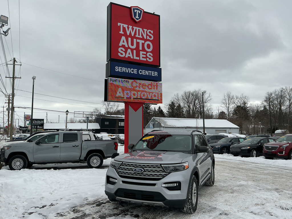 2022 FORD EXPLORER for sale in LANSING