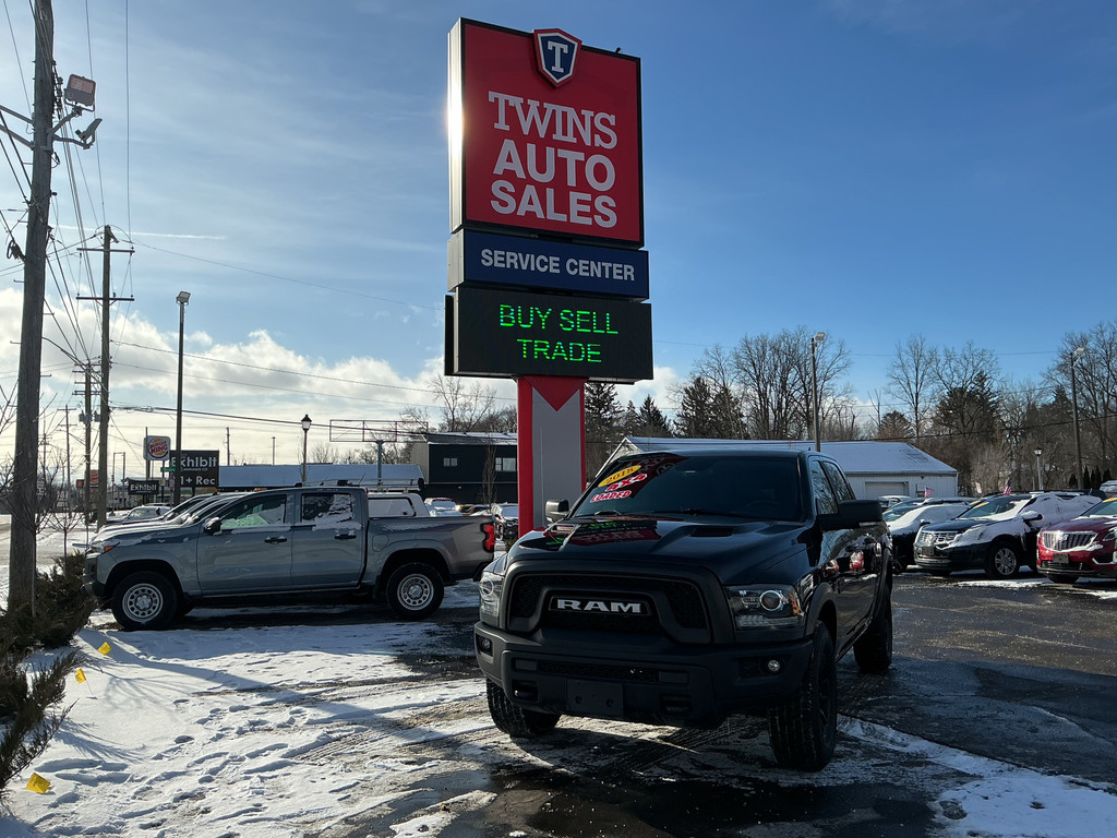 2018 RAM 1500 CREW CAB for sale in LANSING