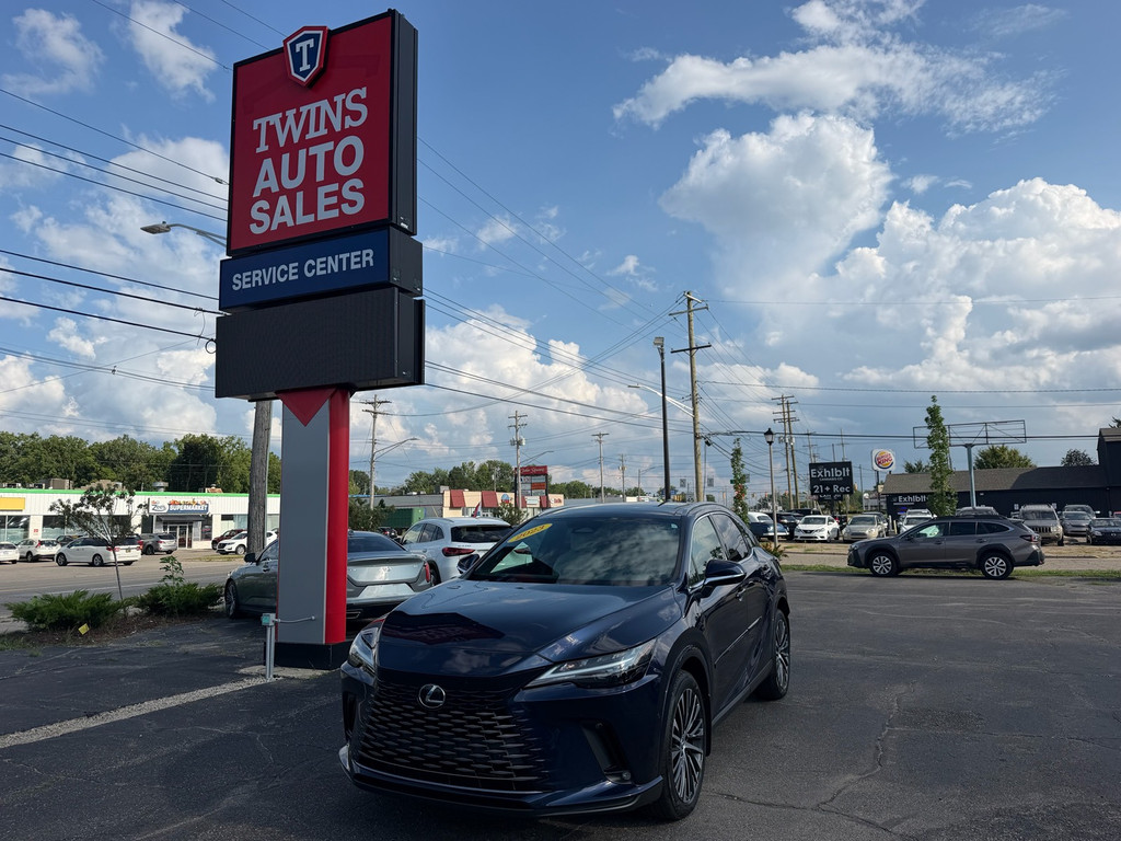 2023 LEXUS RX for sale in LANSING