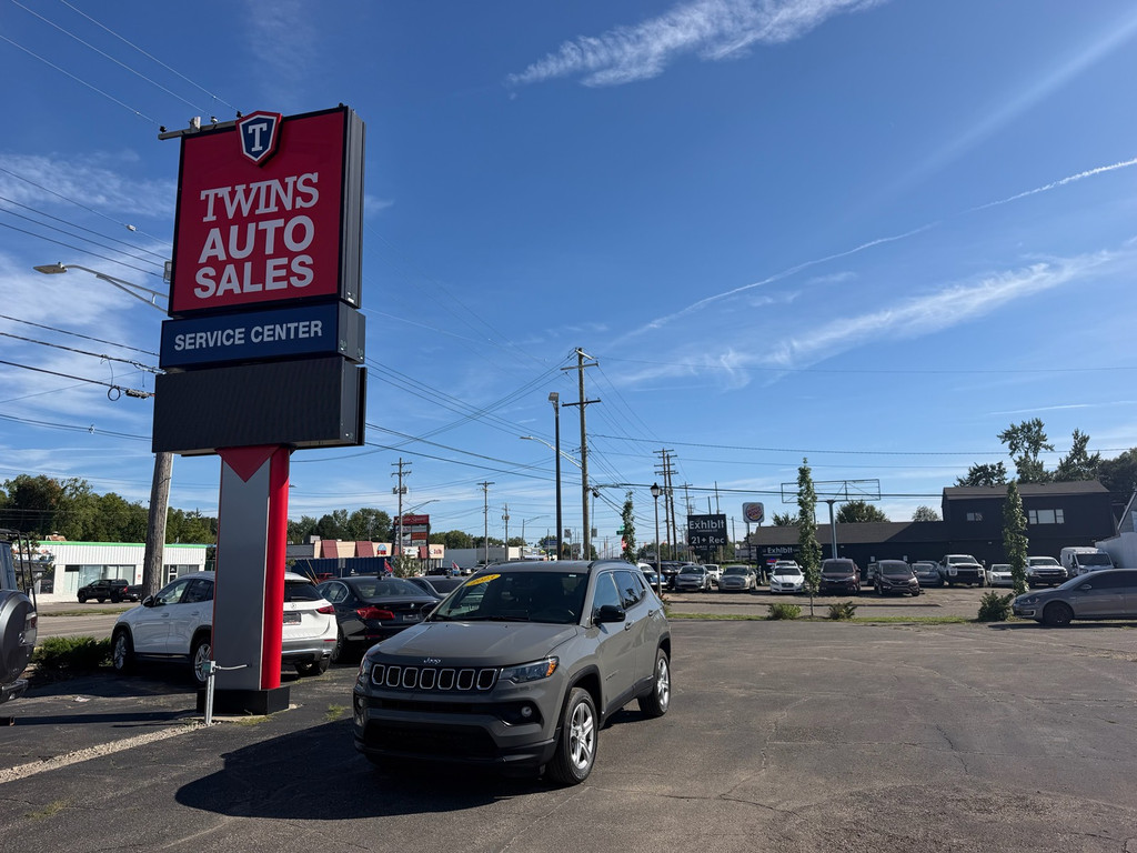 2023 JEEP COMPASS for sale in LANSING