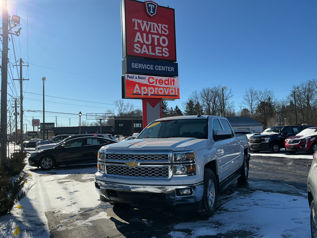 2015 CHEVROLET SILVERADO 1500 CREW CAB for sale in LANSING