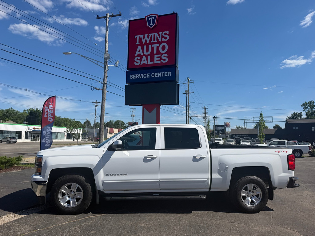 2015 CHEVROLET SILVERADO 1500 CREW CAB for sale in LANSING