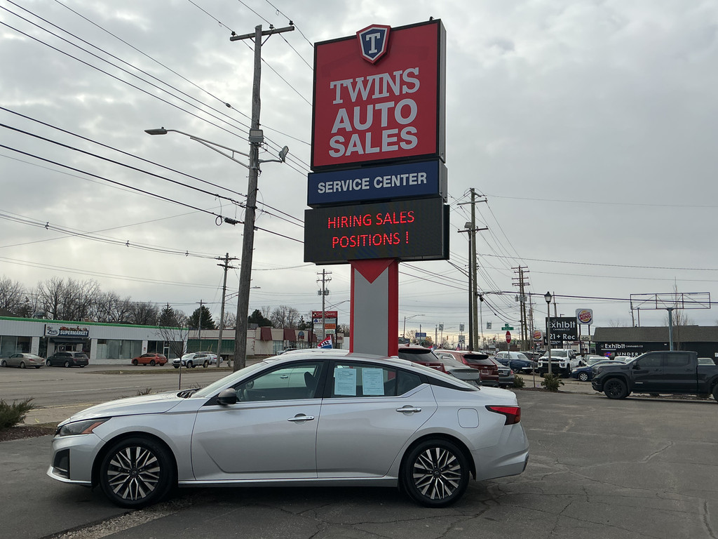 2024 NISSAN ALTIMA for sale in LANSING