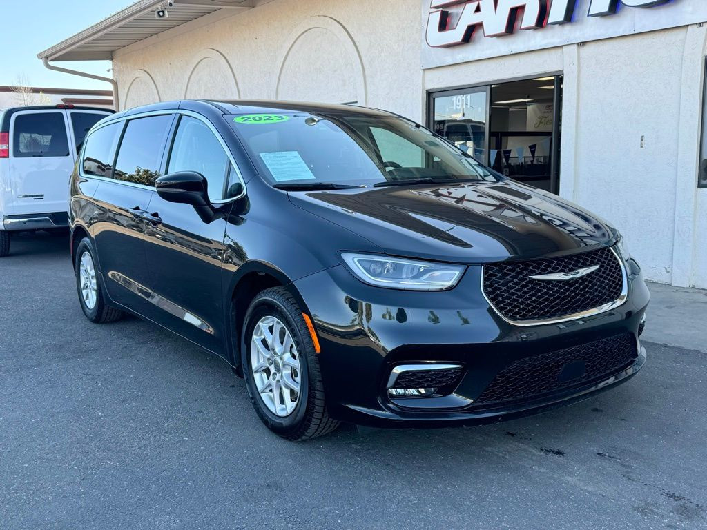 2023 CHRYSLER PACIFICA for sale in SANTA MARIA