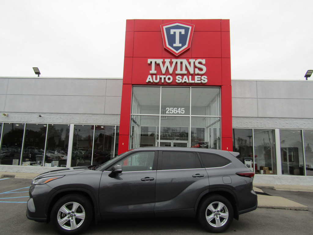 2024 TOYOTA HIGHLANDER for sale in REDFORD