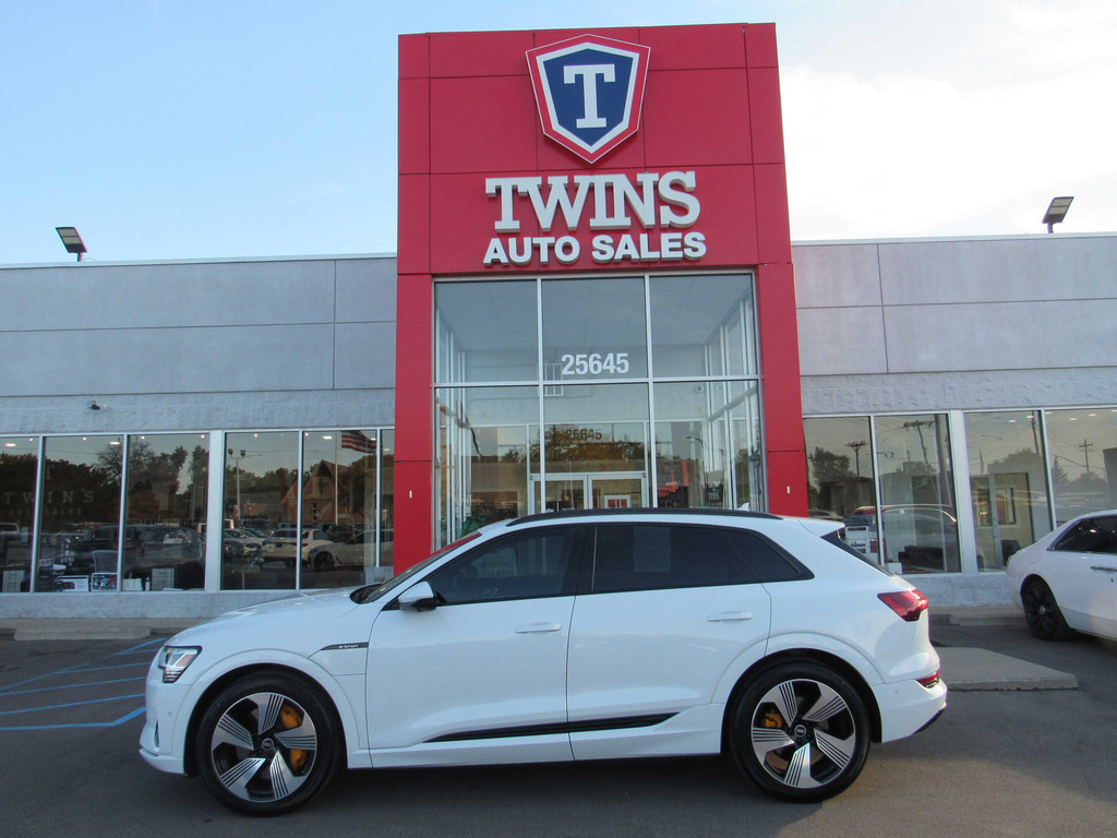 2022 AUDI E-TRON for sale in REDFORD