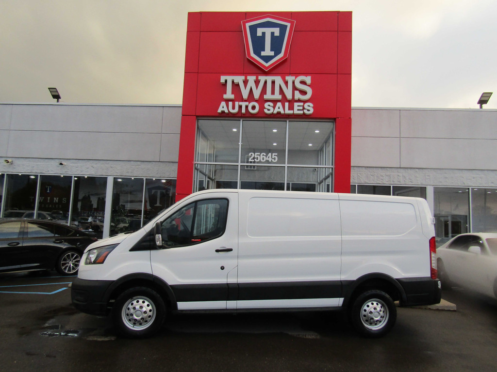 2021 FORD TRANSIT 150 CARGO VAN for sale in REDFORD