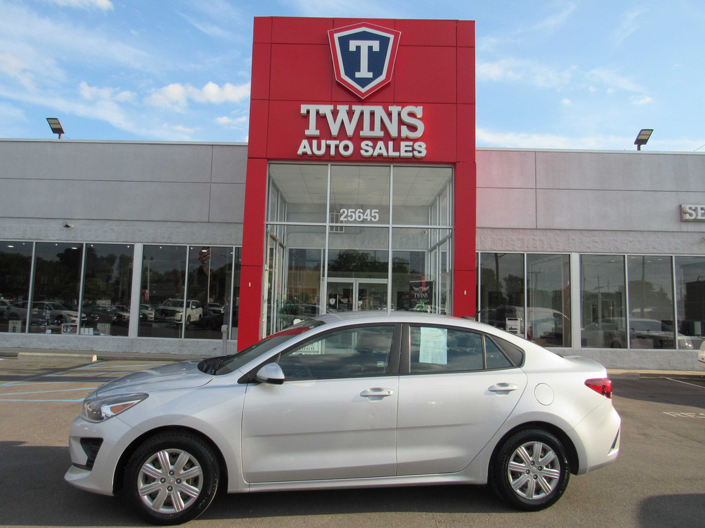2021 KIA RIO for sale in REDFORD