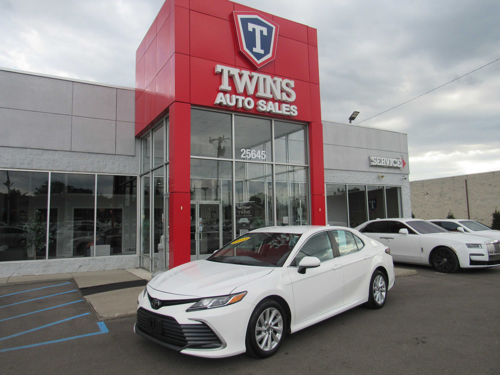 2023 TOYOTA CAMRY for sale in REDFORD