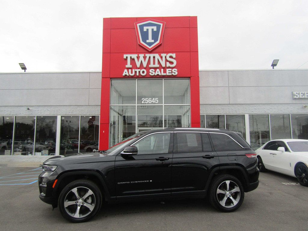 2023 JEEP GRAND CHEROKEE for sale in REDFORD