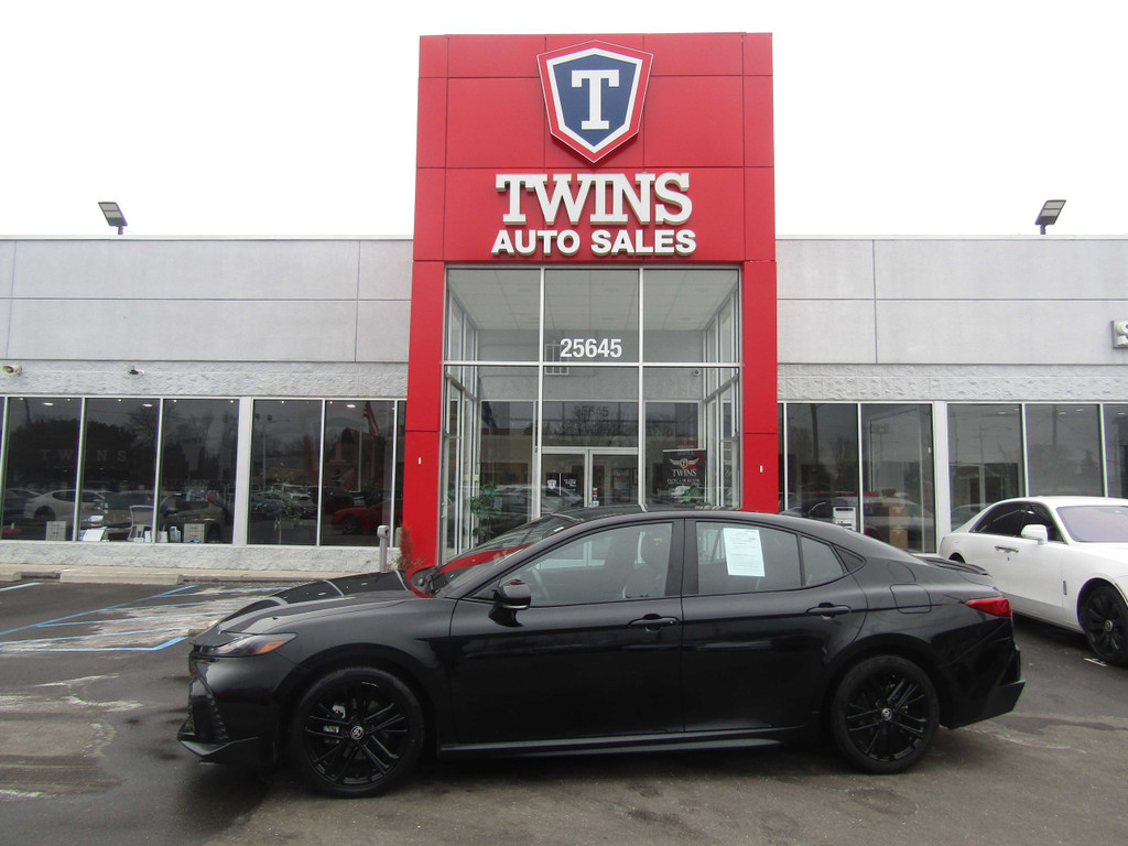2025 TOYOTA CAMRY for sale in REDFORD