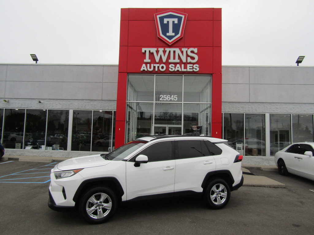 2019 TOYOTA RAV4 for sale in REDFORD