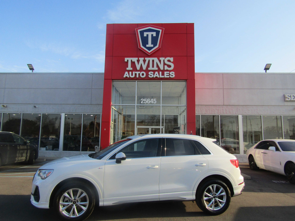 2025 AUDI Q3 for sale in REDFORD