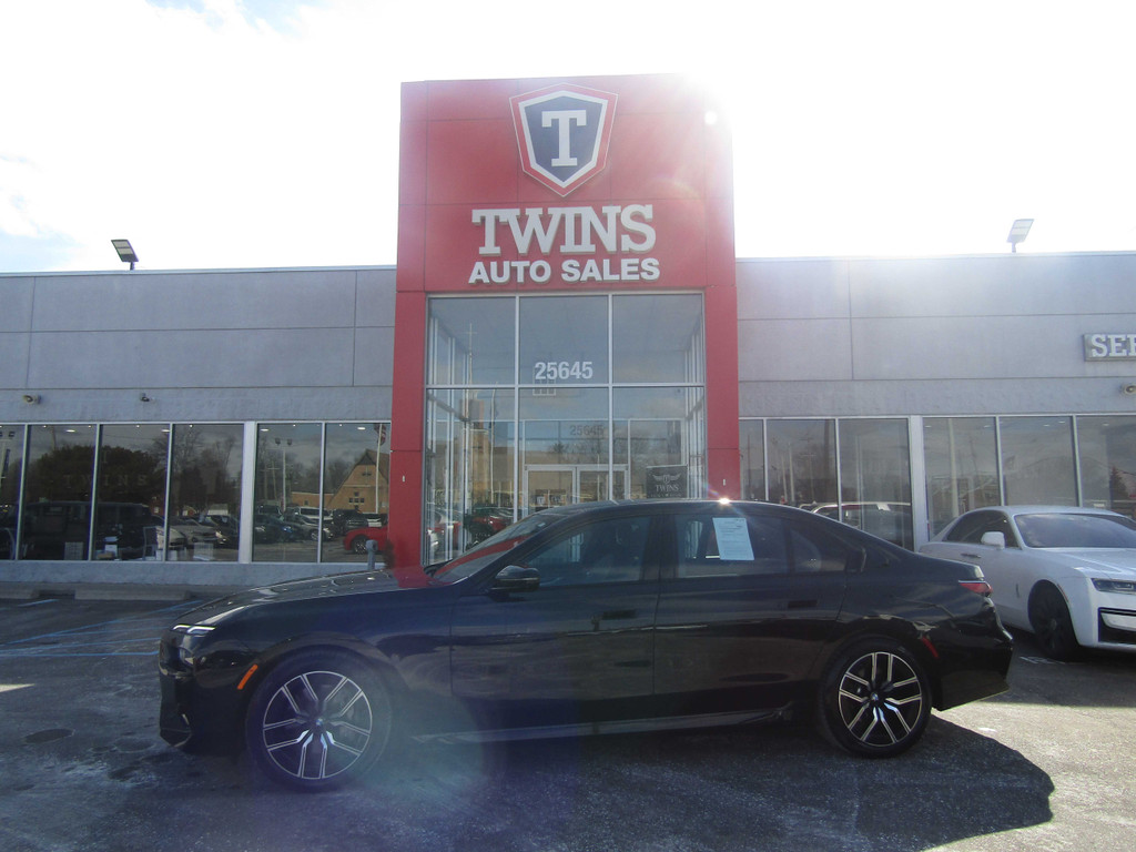 2025 BMW 7 SERIES for sale in REDFORD