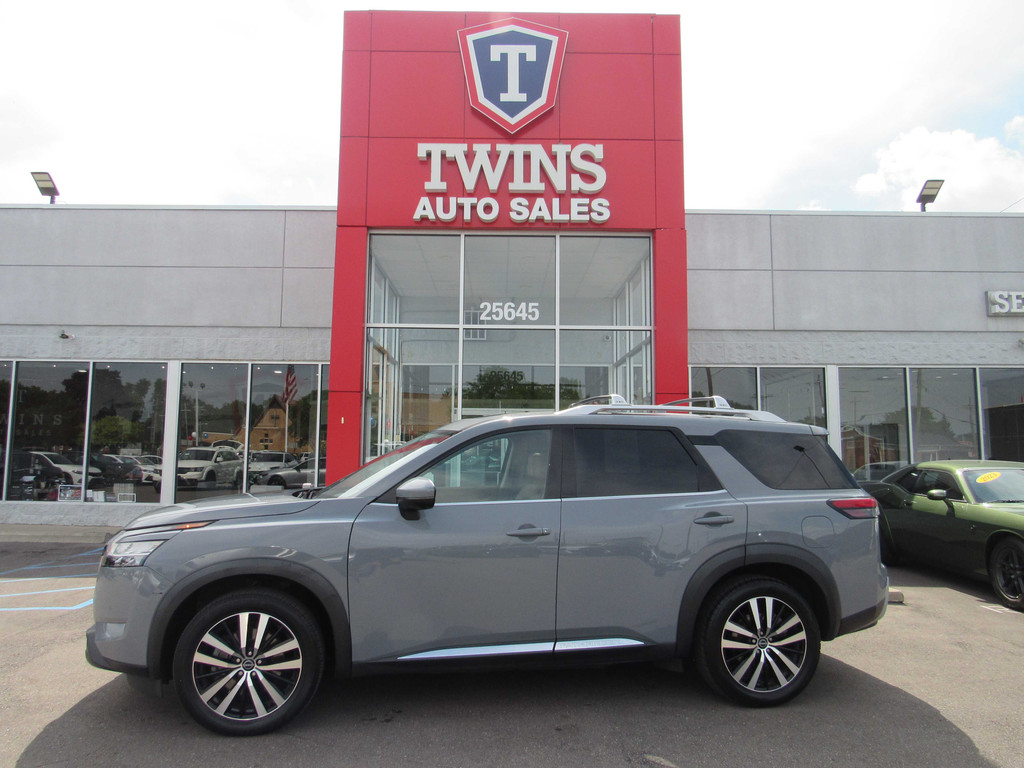 2023 NISSAN PATHFINDER for sale in REDFORD