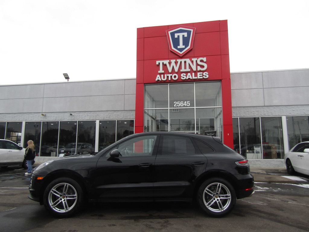 2019 PORSCHE MACAN for sale in REDFORD