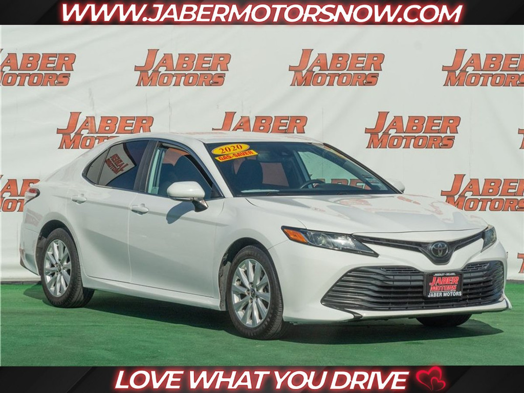 2020 TOYOTA CAMRY for sale in REEDLEY