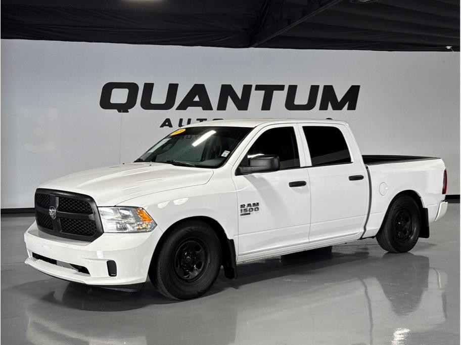 2019 RAM 1500 CLASSIC CREW CAB for sale in SANTA ANA